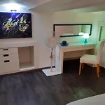 Sara's Apartman